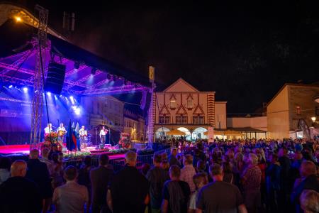 Največji etnološki festival v Sloveniji Dnevi narodnih noš in oblačilne dediščine v Kamniku že enainpetdesetič  (23)